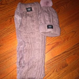 Authentic UGG infinity scarf and hat new